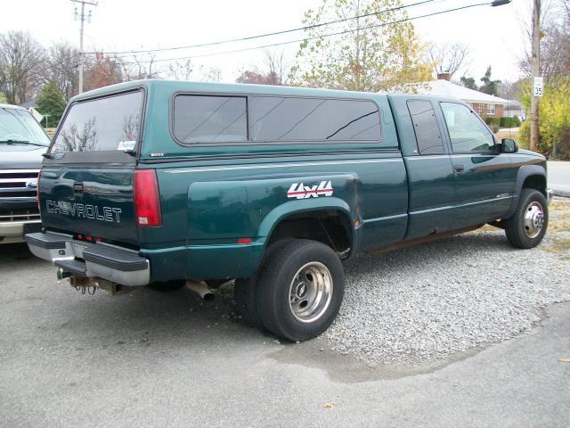 2000 Chevrolet K3500 Signature Premium