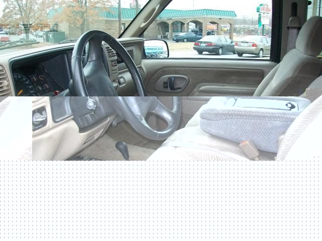 2000 Chevrolet K3500 Signature Premium