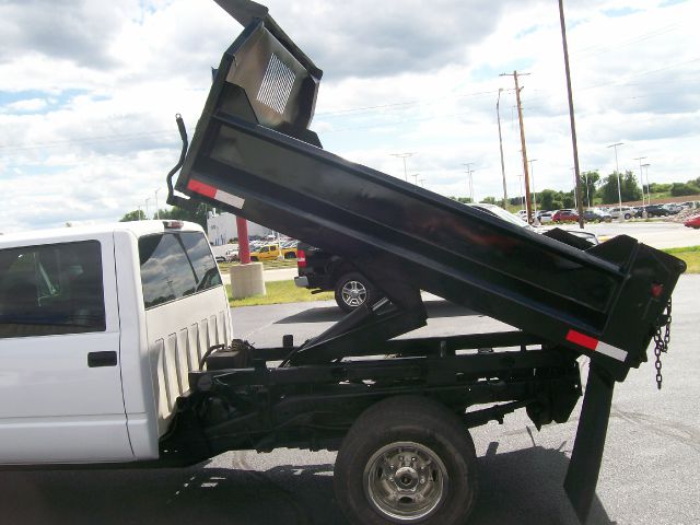 2000 Chevrolet K3500 4DR Luxury 4X4