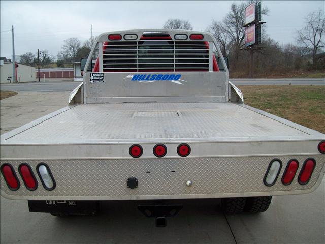 2007 Chevrolet K3500 4dr Sdn 3.2L Quattro Auto