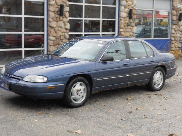 1995 Chevrolet Lumina Base