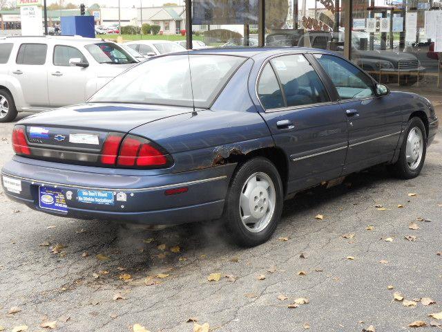1995 Chevrolet Lumina Base