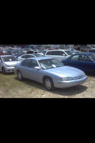 1996 Chevrolet Lumina 3.2 Sedan 4dr