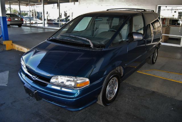 1996 Chevrolet Lumina Base