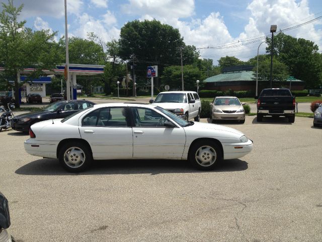 1997 Chevrolet Lumina 3.2 Sedan 4dr