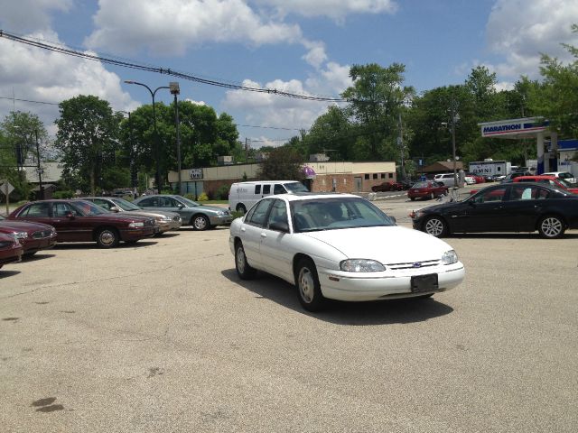 1997 Chevrolet Lumina 3.2 Sedan 4dr