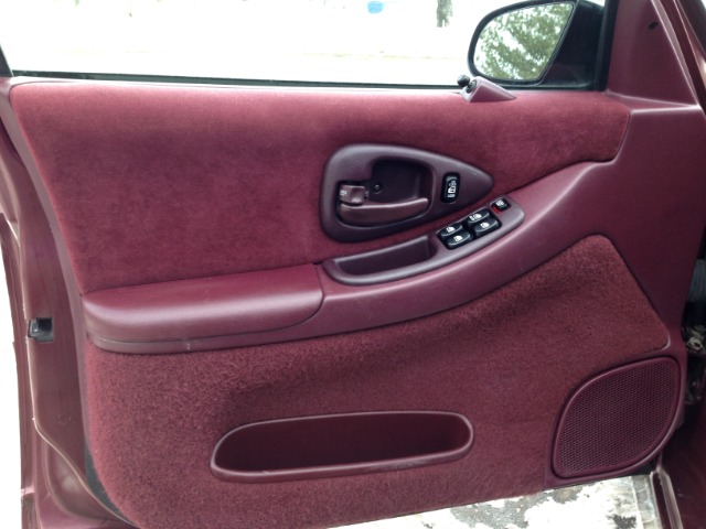 1997 Chevrolet Lumina 3.2 Sedan 4dr