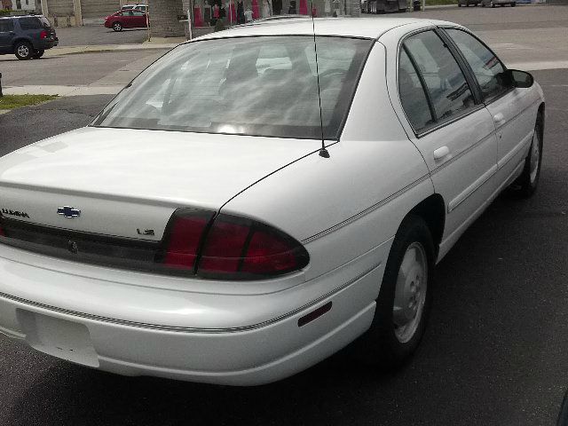 1998 Chevrolet Lumina Touring W/nav.sys