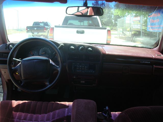 1998 Chevrolet Lumina Touring W/nav.sys