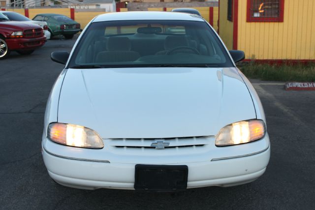 1999 Chevrolet Lumina Touring W/nav.sys