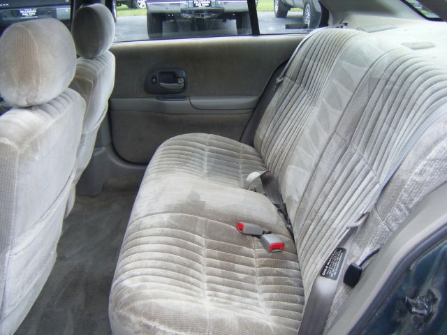 2000 Chevrolet Lumina Touring W/nav.sys