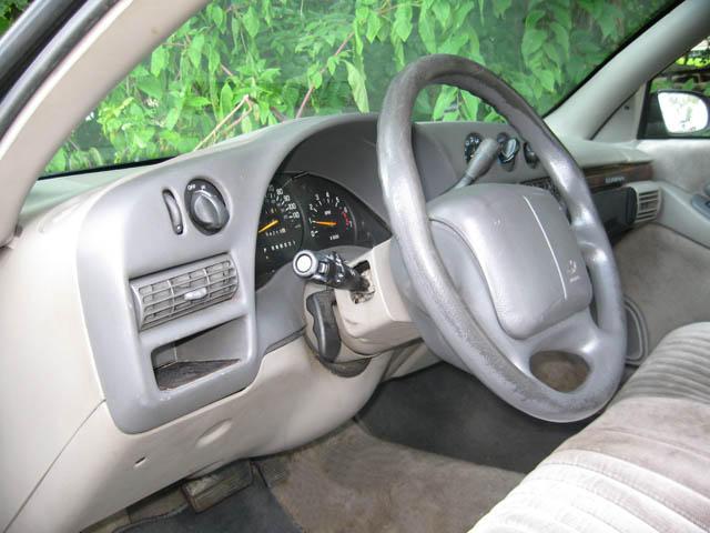 2000 Chevrolet Lumina Laramie