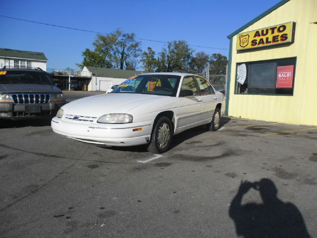 2000 Chevrolet Lumina Base