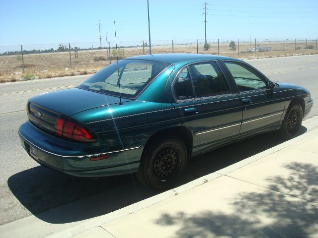 2001 Chevrolet Lumina Base