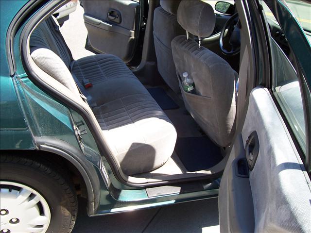 2001 Chevrolet Lumina Unknown