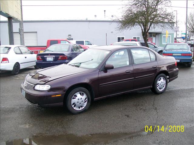 1997 Chevrolet Malibu Base