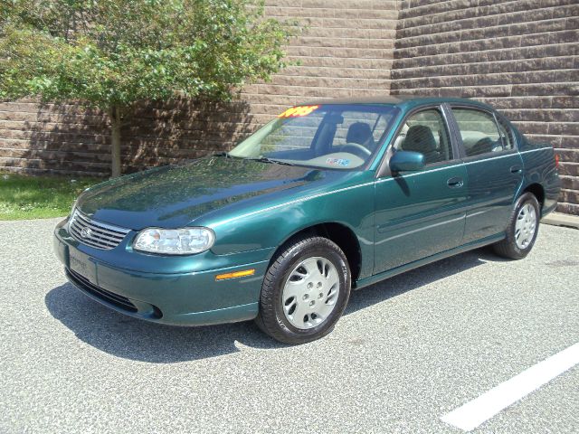 1999 Chevrolet Malibu Base
