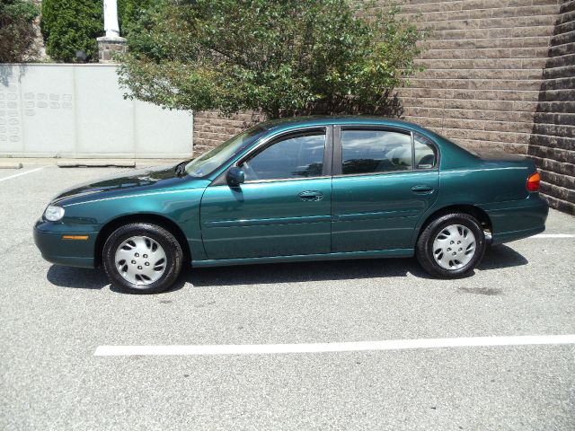 1999 Chevrolet Malibu Base