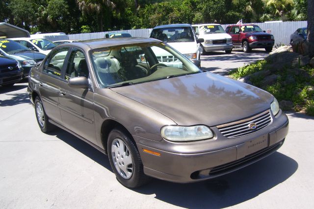 1999 Chevrolet Malibu Base