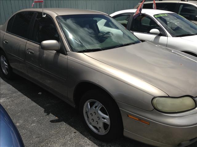 1999 Chevrolet Malibu Base