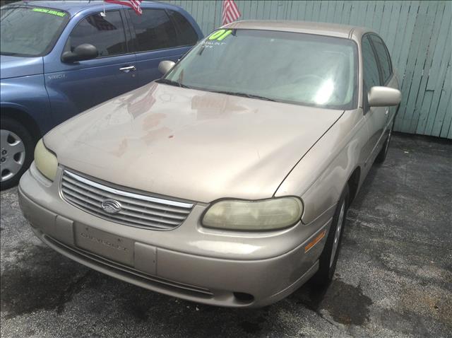1999 Chevrolet Malibu Base