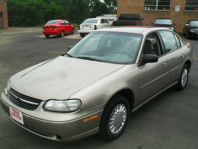 2000 Chevrolet Malibu Base