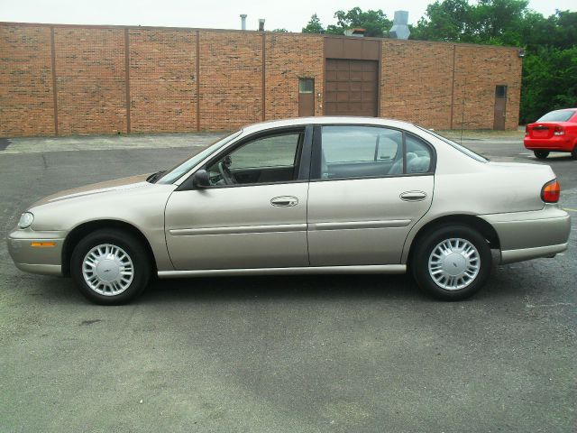 2000 Chevrolet Malibu Base