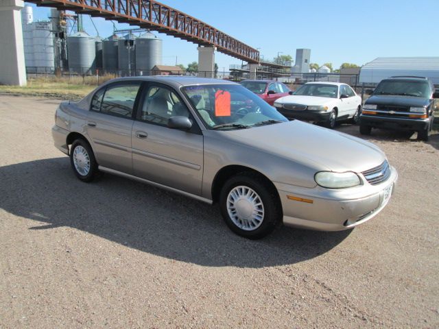 2000 Chevrolet Malibu Base