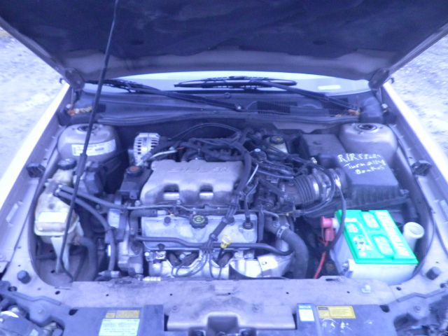 2000 Chevrolet Malibu Base