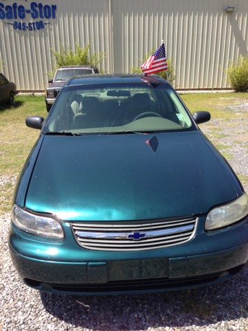 2000 Chevrolet Malibu Base