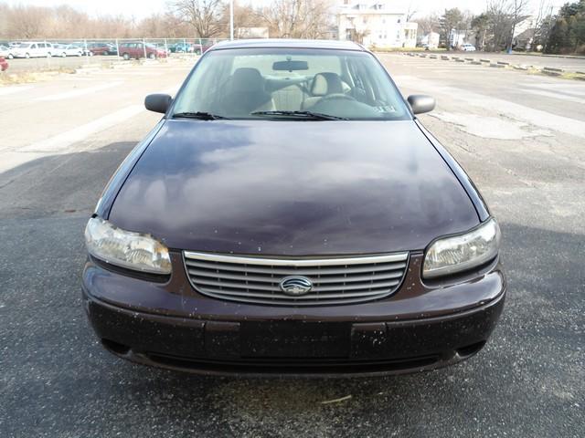 2000 Chevrolet Malibu Base