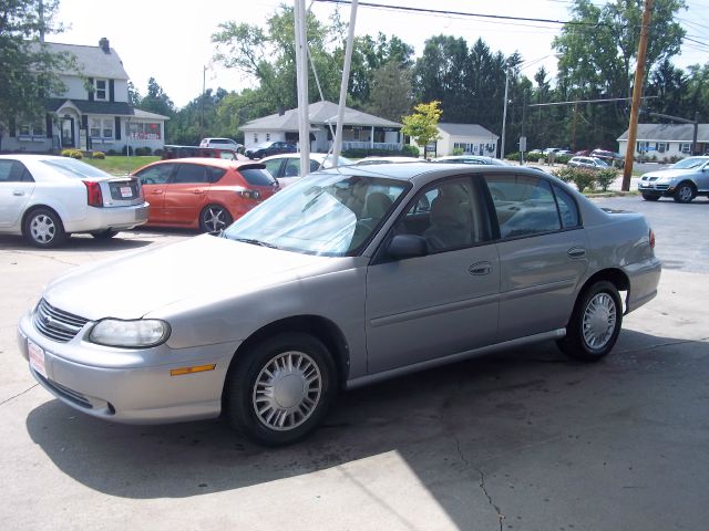 2000 Chevrolet Malibu Base
