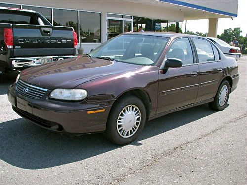 2000 Chevrolet Malibu Base