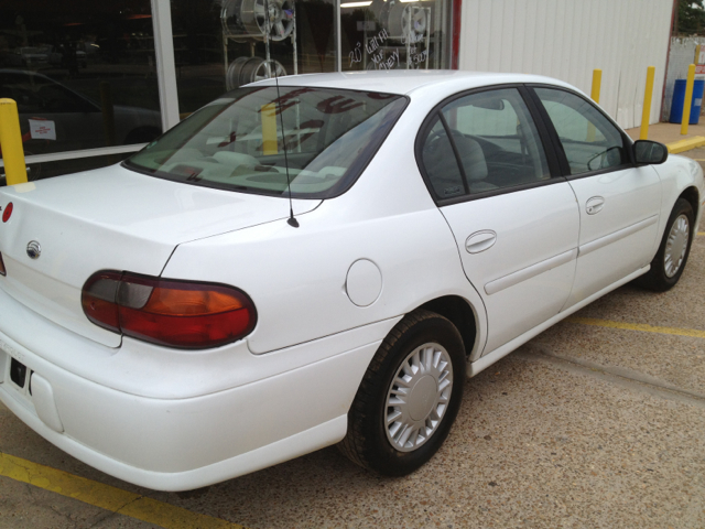 2000 Chevrolet Malibu Base