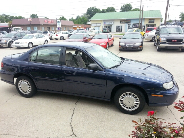 2000 Chevrolet Malibu Base
