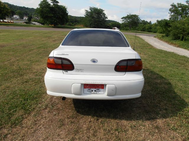 2001 Chevrolet Malibu Base