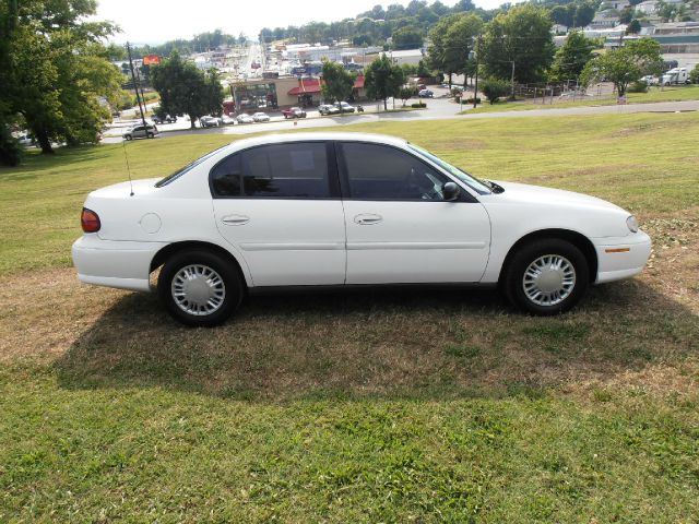 2001 Chevrolet Malibu Base