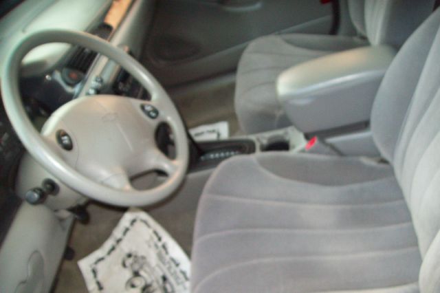 2001 Chevrolet Malibu Base