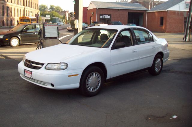 2001 Chevrolet Malibu Base