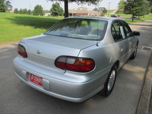 2001 Chevrolet Malibu Base