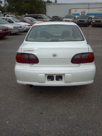 2001 Chevrolet Malibu Base