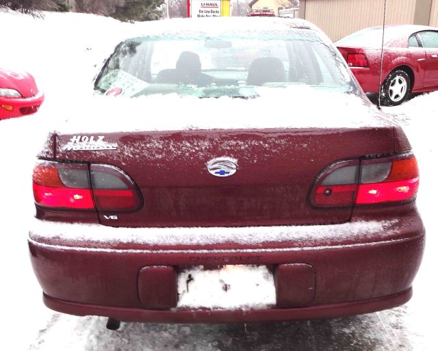 2001 Chevrolet Malibu Base