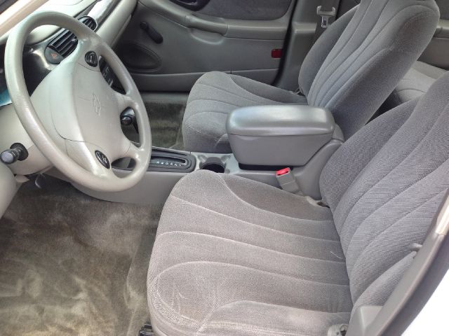 2001 Chevrolet Malibu Base