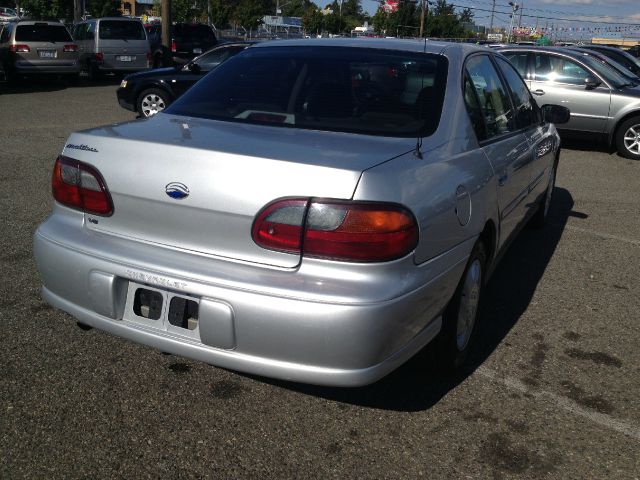 2001 Chevrolet Malibu Base