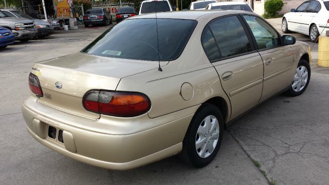 2001 Chevrolet Malibu Base