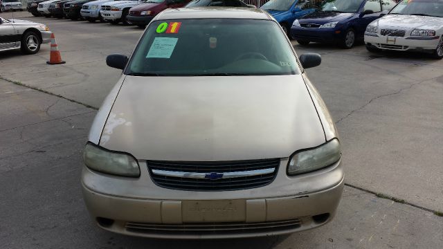 2001 Chevrolet Malibu Base