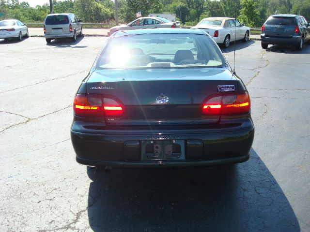 2002 Chevrolet Malibu Base