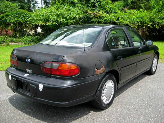 2002 Chevrolet Malibu Base