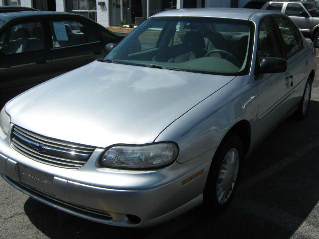 2002 Chevrolet Malibu Base