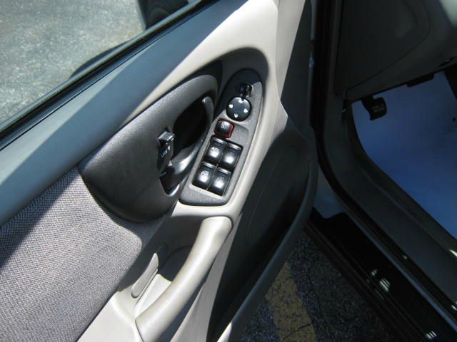 2002 Chevrolet Malibu Base